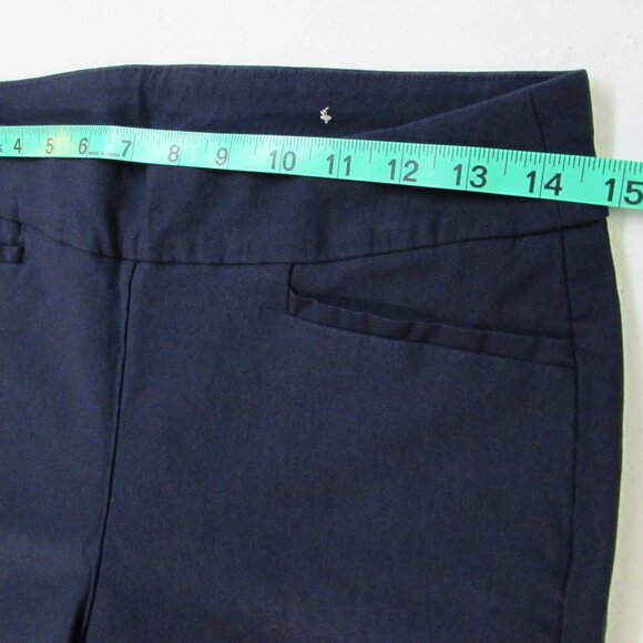 Chicos Dark Blue Brigitte Pull On Cropped Pants Size 0.5(6) Like New - Picture 11 of 16